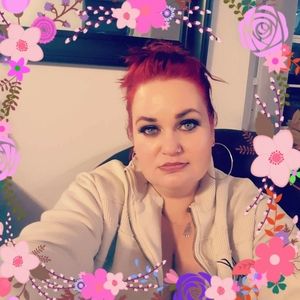 Meet your Posher, Selena